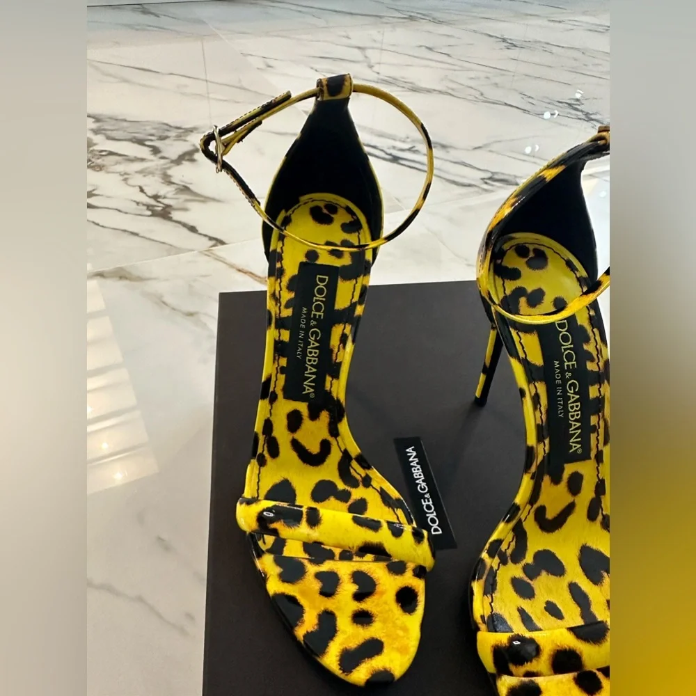 NIB Dolce & Gabbana Yellow Leopard Leather Heels - Picture 5 of 8
